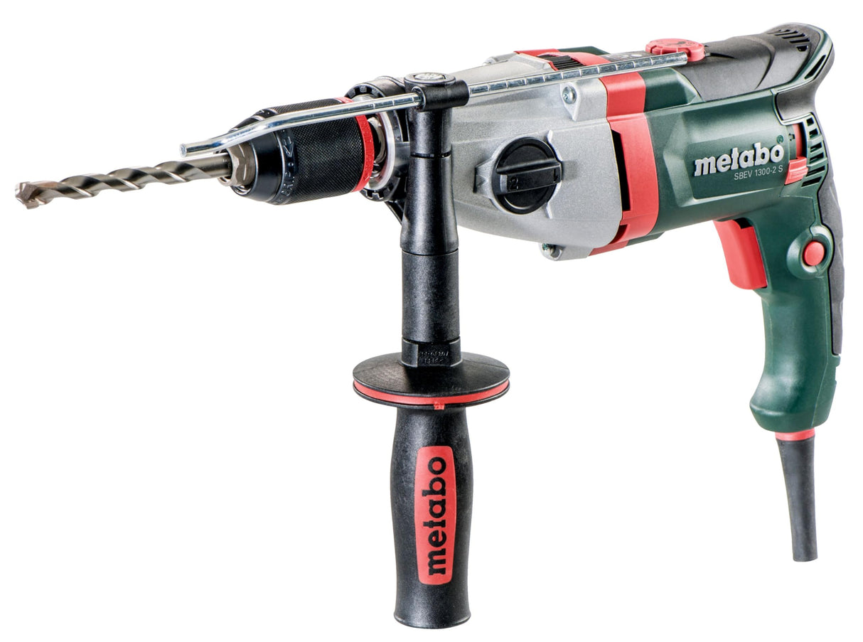 metabo Taladro percutor SBEV 1300-2 S – 1300 W, 2 velocidades, 44 Nm – Vario-velocímetro Constamatic, carcasa de aluminio, motor maratón, acoplamiento de seguridad, para hormigón, acero, madera