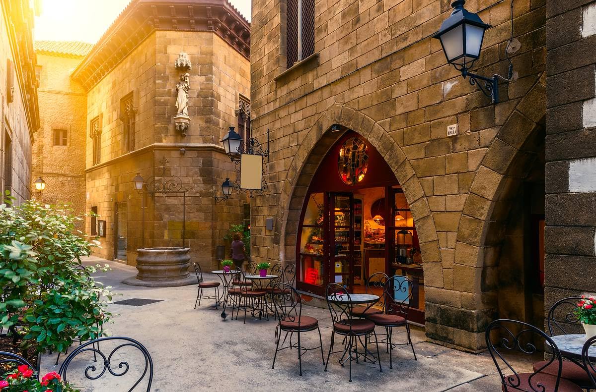 WONDERBOX Connect - Caja Regalo - Escapada de Desconexión - 1 Noche de desconexión para 2 Personas Entre más de 250 hoteles en España