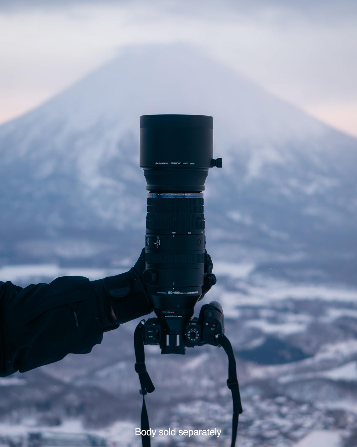 OM System M.Zuiko Digital ED 150-600mm f/5-6.3 is Lens (Micro Four Thirds)
