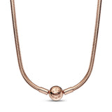 Pandora Moments Collar con cadena de serpiente chapada en oro rosa de 14 quilates, 45