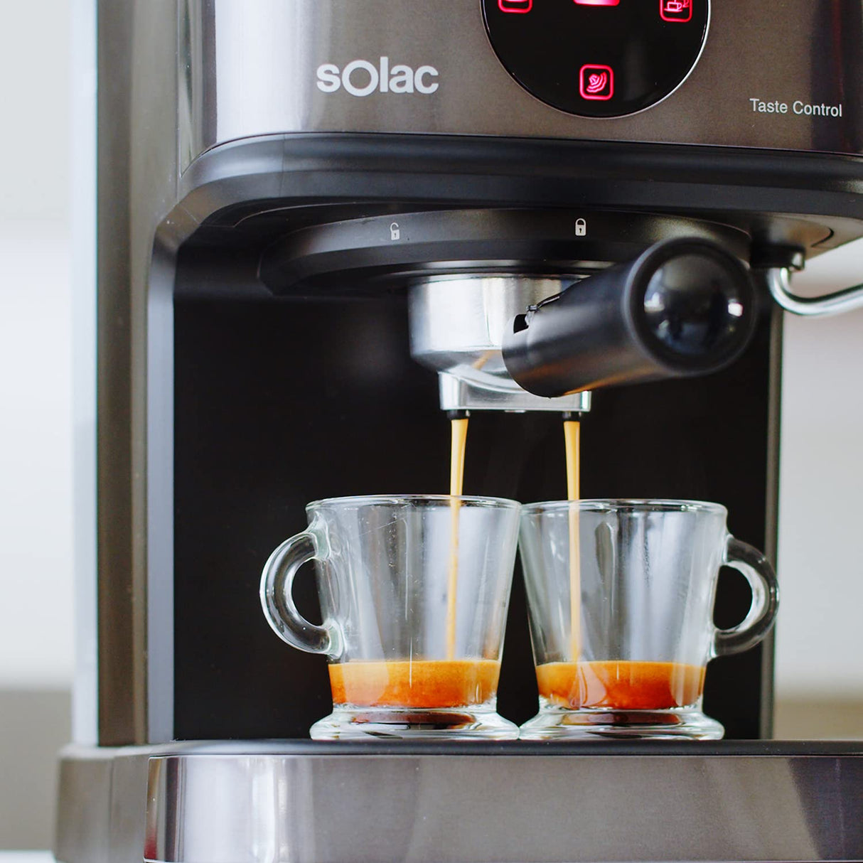 Solac CE4498 Taste Control - Cafetera espresso táctil, 20bar, Double Cream, Espresso y Cappuccino, 850W, parada automática, 1 o 2 cafés, Monodosis/molido, Vaporizador de acero inoxidable, 1.5 L, negra