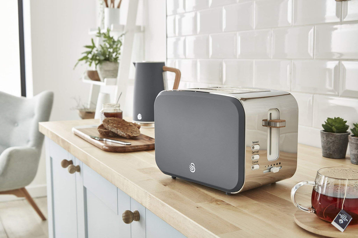Swan Nordic Set Desayuno Hervidor de agua 1,7L 2200W, Tostadora Pan ranura ancha 2 rebanadas, Microondas 20L digital, diseño moderno, efecto madera, gris