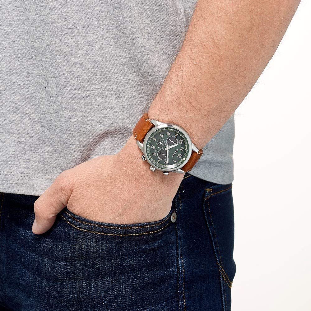 CITIZEN Reloj Analógico para Hombres de Cuarzo con Correa en Cuero CA4420-21X
