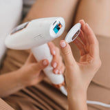 B-Shine – Depiladora Luz Pulsada – Depilador laser con sistema de enfriado – Revitalización de la piel – 500.000 pulsos de luz, 26 J/cm – Beautifly
