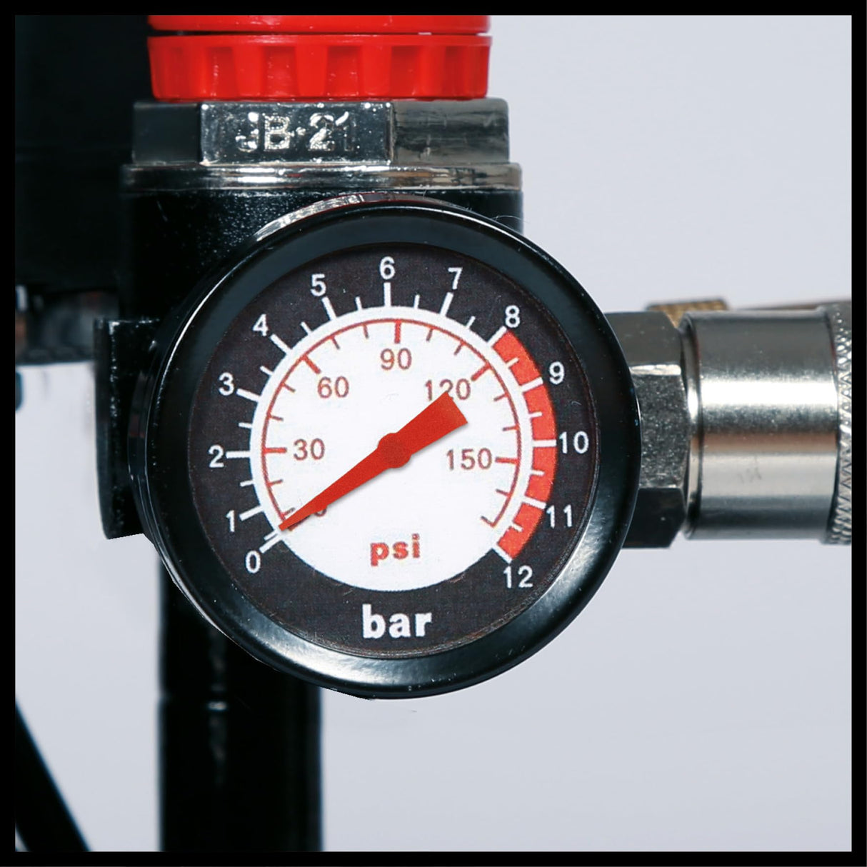Einhell Compresor TE-AC 6 Silent (compresor silencioso con 550 W, máx. 8 bar, motor exento de aceite y servicio, depósito de 6 l, manómetro y acoplamiento rápido, válvula de seguridad)