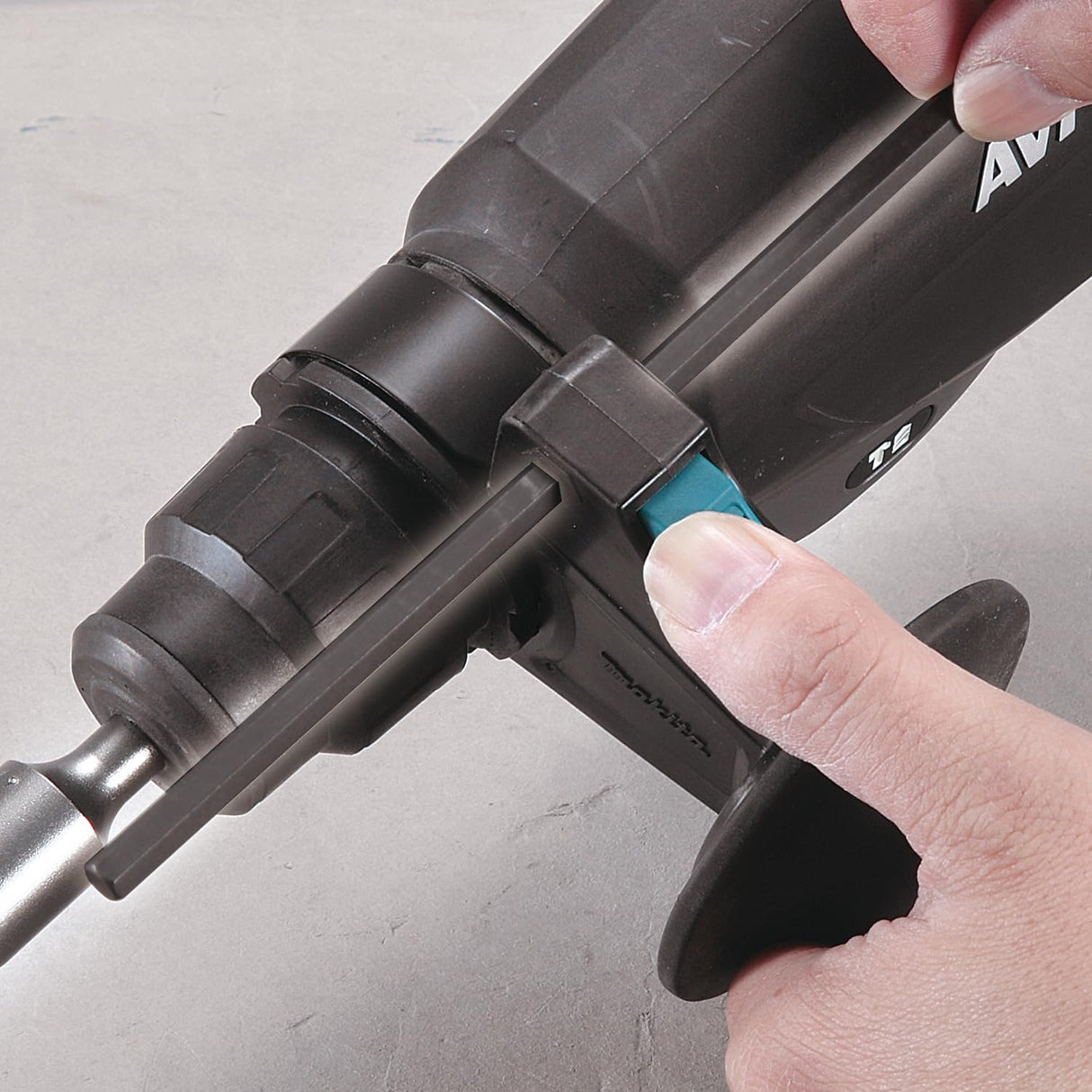 Makita HR2631FT13 – Martillo combinado para SDS-Plus de 26 mm, en maletín de aluminio