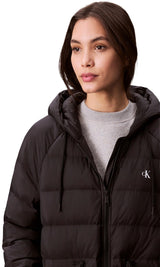 Calvin Klein Abrigo de plumas Mujer Lightweight Logo Mid Length con capucha, Negro (Black), S