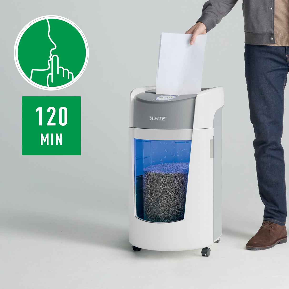 Leitz 83600000 - Destructora de Papel IQ OptiMax Office P5 Micro-Corte, Tritura 10-12 Hojas, Tecnología Única de Rotación y +33% de Capacidad de la Papelera, 35L (550xA4), Ultra-Silenciosa, Blanca