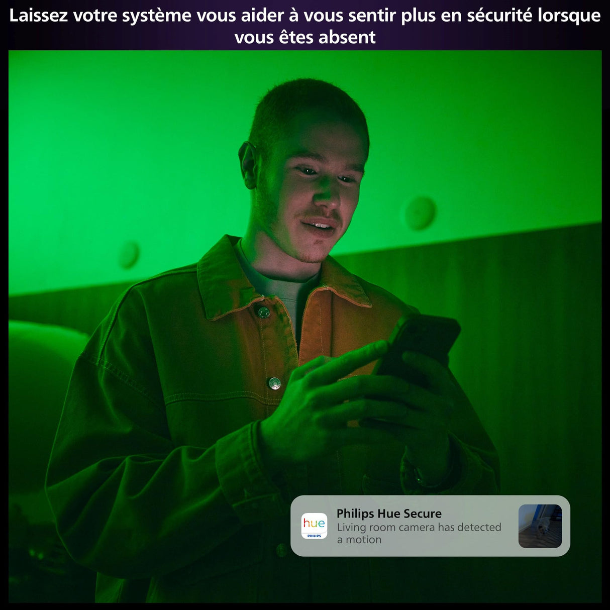 Philips Hue Secure Cámara de Video Vigilancia Inteligente con Base para Exteriores o Interiores, Versión con Cable, Full HD Video, Control de Seguridad e Iluminación en una Sola App, Blanco