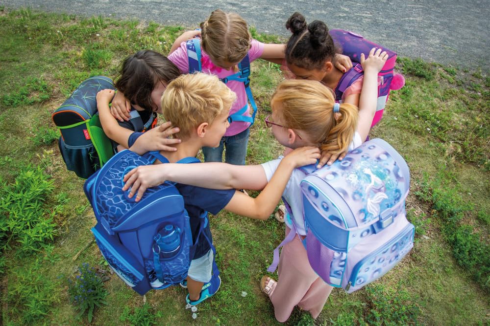 Herlitz Mochila escolar UltraLight Plus Blue Shark rellena, 1 unidad, multicolor, 36 x 28 x 21 cm, Casual