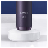 Oral-B iO Series 8 cepillo de dientes eléctrico recargable con 1 mango de inteligencia artificial, 1 cepillo y 1 funda de viaje premium