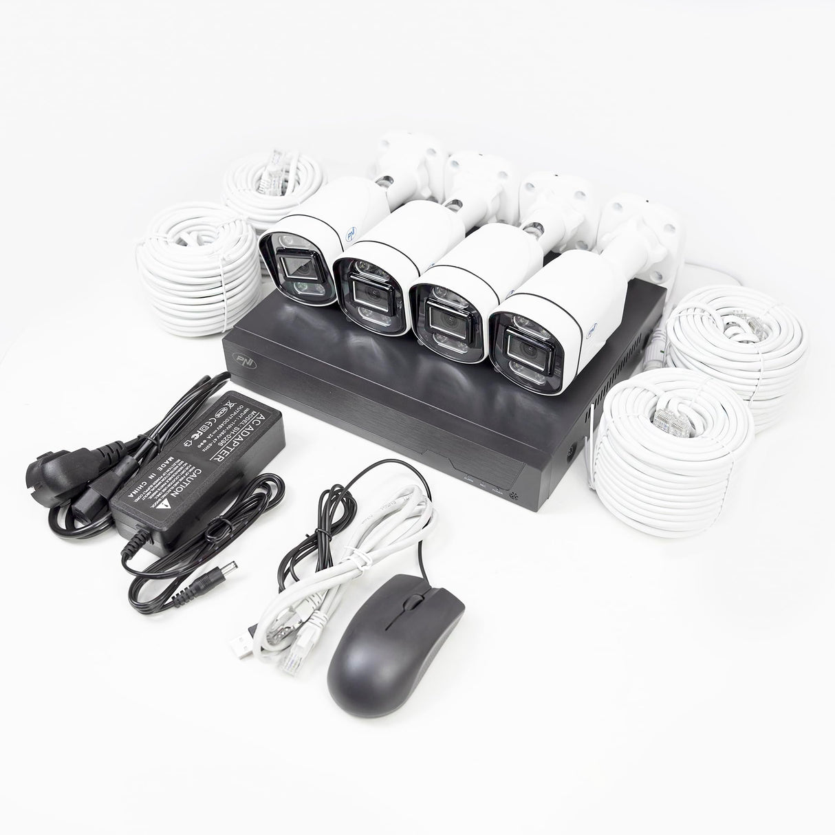 PNI House Kit de Videovigilancia IPMAX PoE 5 - NVR Con 4 Puertos PoE y 4 Cámaras IP de 5MP, 1920p - Aplicación XMEye Para Teléfonos Inteligentes y CMS General Para Windows Ⓡ - Clasificación IP66