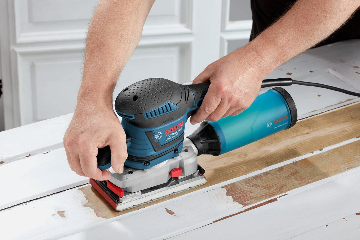 Bosch Professional GSS 230 AVE - Lijadora orbital (300 W, vibration control, plato lijador 182 x 92 mm, microfiltro, en L-BOXX)