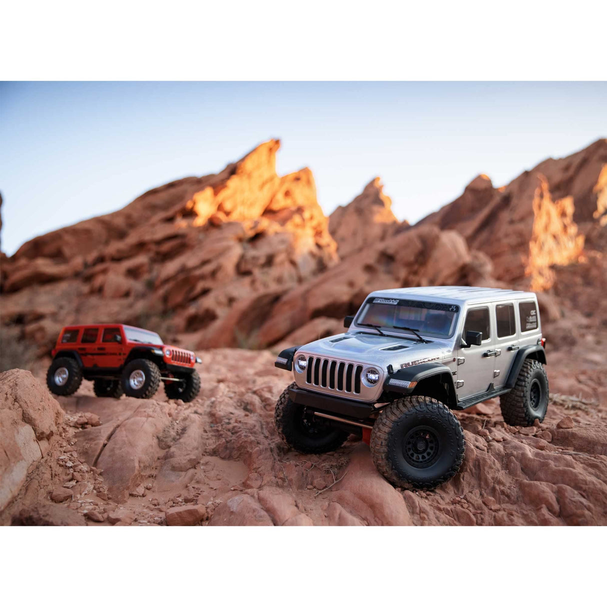 Axial 1/6 SCX6 Jeep JLU Wrangler 4WD Rock Crawler RTR: Plata, AXI05000T2