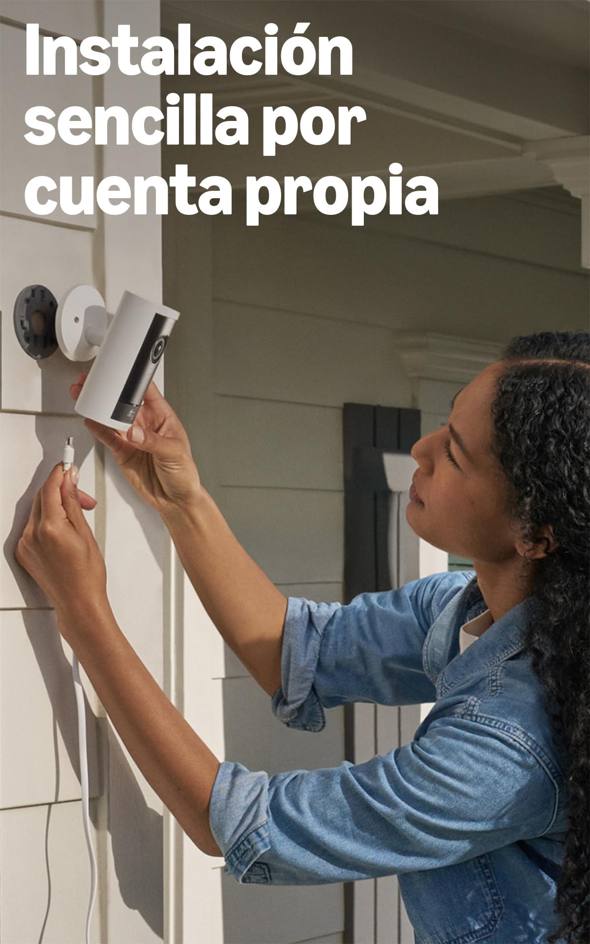 Ring Cámara exterior Pro con enchufe (Outdoor Camera Pro, última generación) | Cámara de seguridad | Retinal Vision 4K, zoom de hasta 10x | Prueba gratuita de 30 días del plan de suscripción Ring