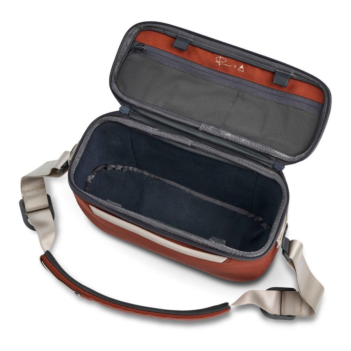 Gomatic Luma Camera Sling 12 L – Bandolera Cámara Resistente al Agua, Organizador Tech con RFID, para DSLR, Mirrorless, Objetivos y Drones – Diseñado por Peter McKinnon – Rust