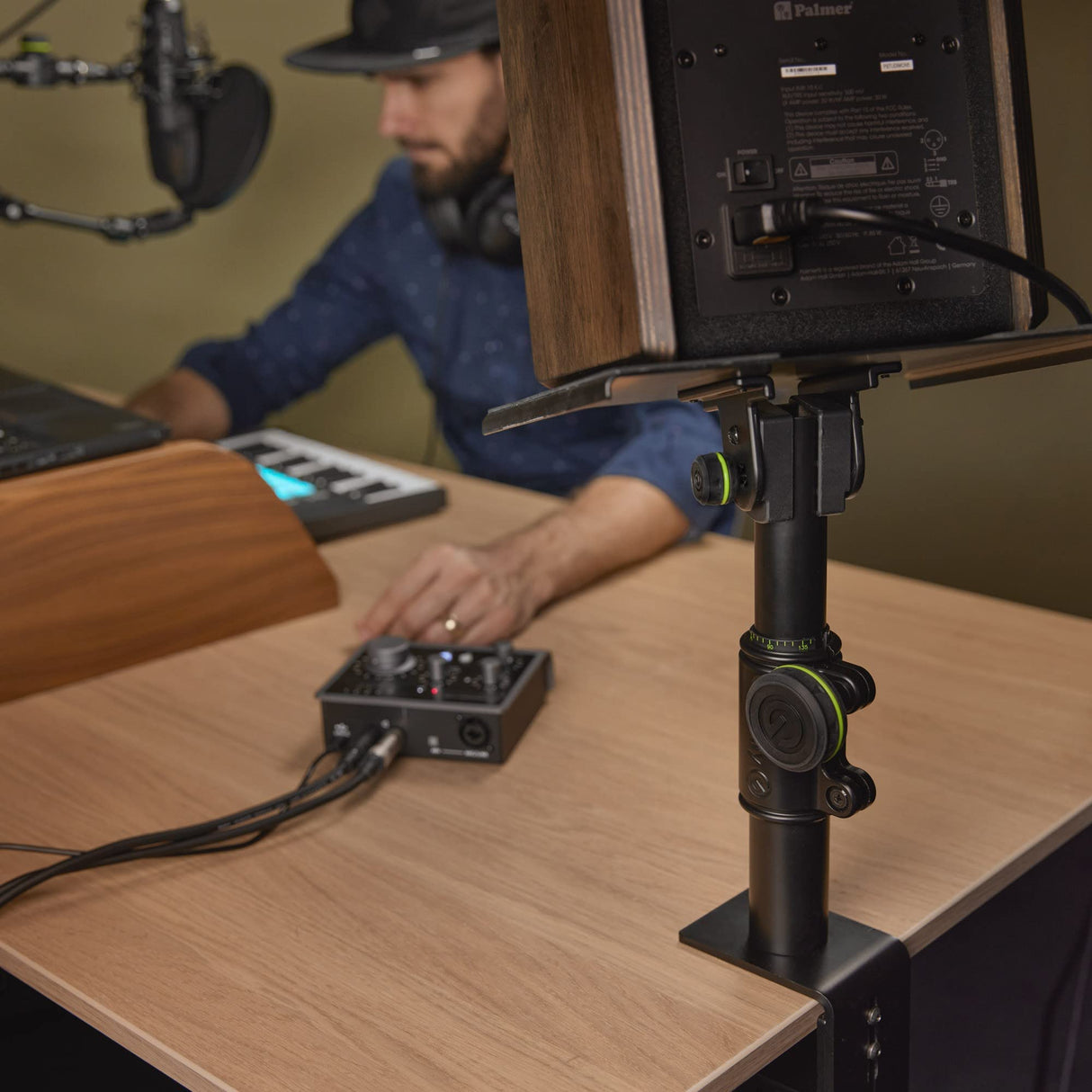 Gravity SP 3102 - Soporte para monitor de estudio