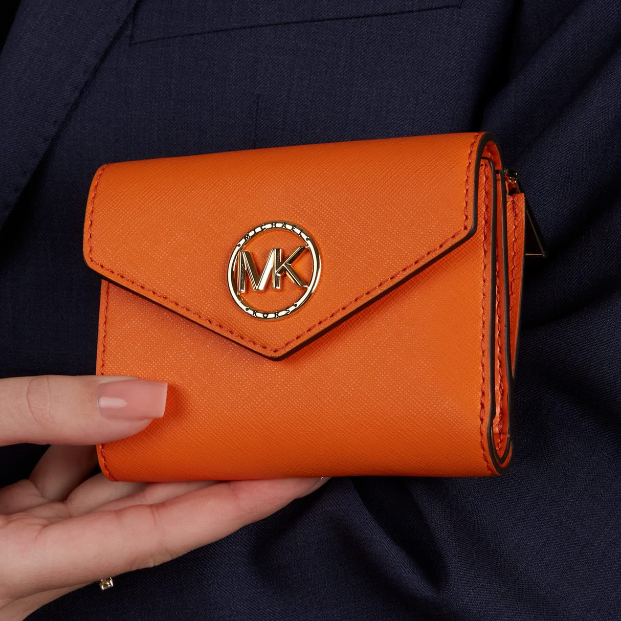 Michael Kors Cartera Carmen Medium, Apricot