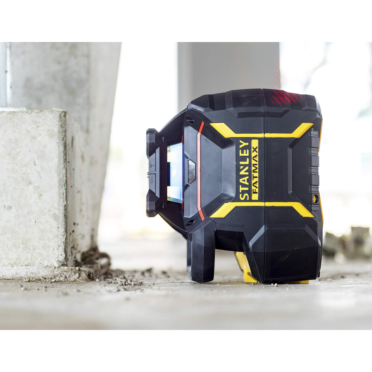 Stanley - FatMax FMHT77446-1 Nivel láser rotativo de luz roja RL600 a pilas