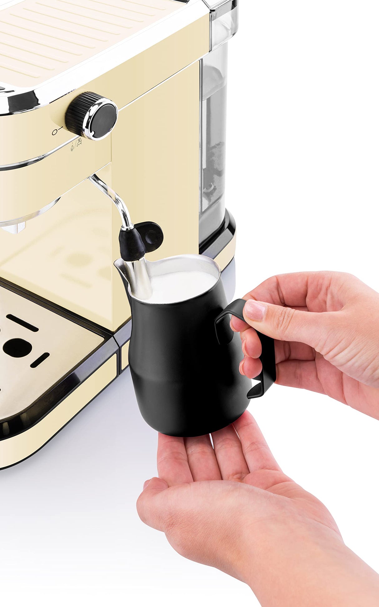 ETA Storio Portafilter I Beige I Espresso Machine I Boquilla de espuma de leche I 20 Bar I Tanque de agua de 750 ml I 1350 W