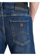 Armani Exchange 5 Pocket Slim Denim Jeans, Lavado Medio, Costuras Ligeras, algodón elástico, 30 Hombres