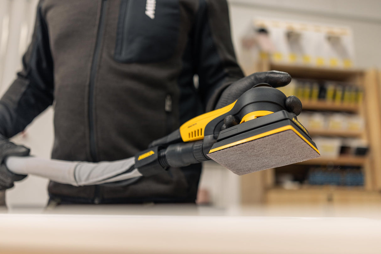Mirka DEOS II 353 lijadora orbital 81x133mm 300 W lijadora de baja vibración para el lijado sin polvo de madera, tabiquería seca y metal con papel de lija velcro / MID3534044