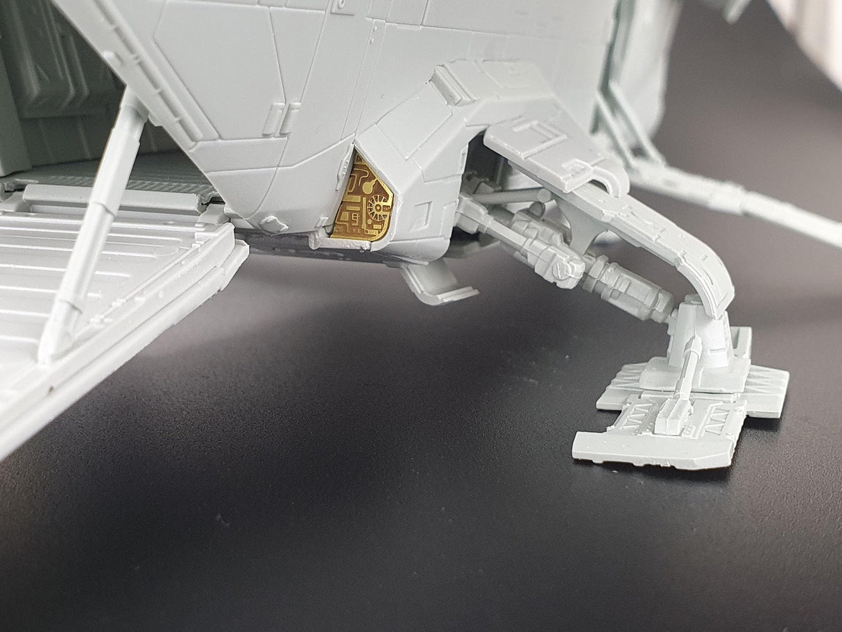 Revell Platinum Edition 06788 Star Wars: The Mandalorian Razor Crest (Din Djarin) - Kit de modelo de plástico de edición limitada sin construir/sin pintar a escala 1:72 con piezas fotograbadas y de