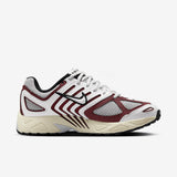 NIKE Air Pegasus 2005, Sneaker Mujer, Dark Team Red White Black Pure Platinum, 39 EU