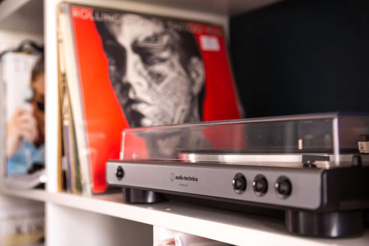 Audio-Technica LP60XUSBGM Giradiscos Automático Estéreo de Tracción por Correa (analógico y usb) Gunmetal