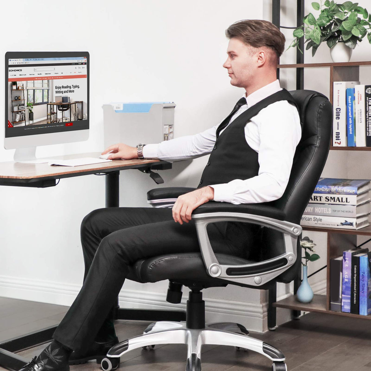 SONGMICS Silla de Oficina, Silla de Escritorio, Altura Ajustable, Ergonómica, Tapizada en PU, Carga de 150 kg, Negro OBG21B