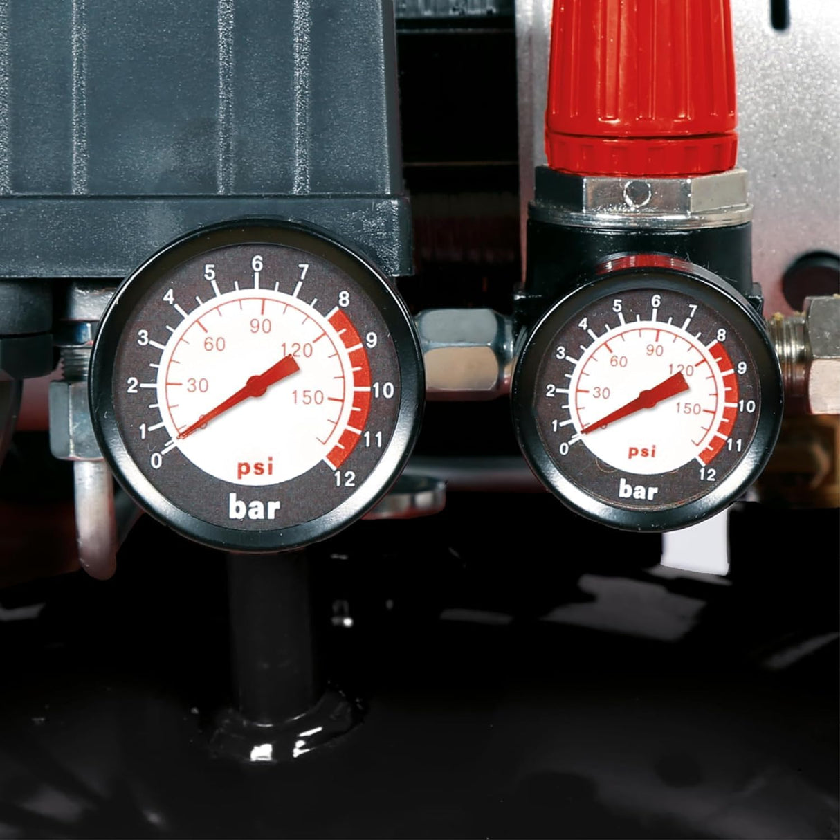 Einhell Compresor TE-AC 24 Silent (compresor silencioso con 750 W, máx. 8 bar, motor exento de aceite y servicio, depósito de 24 l, manómetro y acoplamiento rápido, válvula de seguridad)