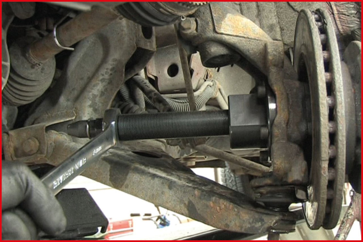 KS Tools 150.2370 Juego de herramientas para rodamientos de rueda de Ford Transit, 17 pzs