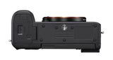 Sony Alpha 7 C - Cámara evil de fotograma completo (compacta y ligera, enfoque automático a tiempo real, 24.2 megapíxeles, sistema de estabilización de 5 ejes, batería de gran capacidad) negro