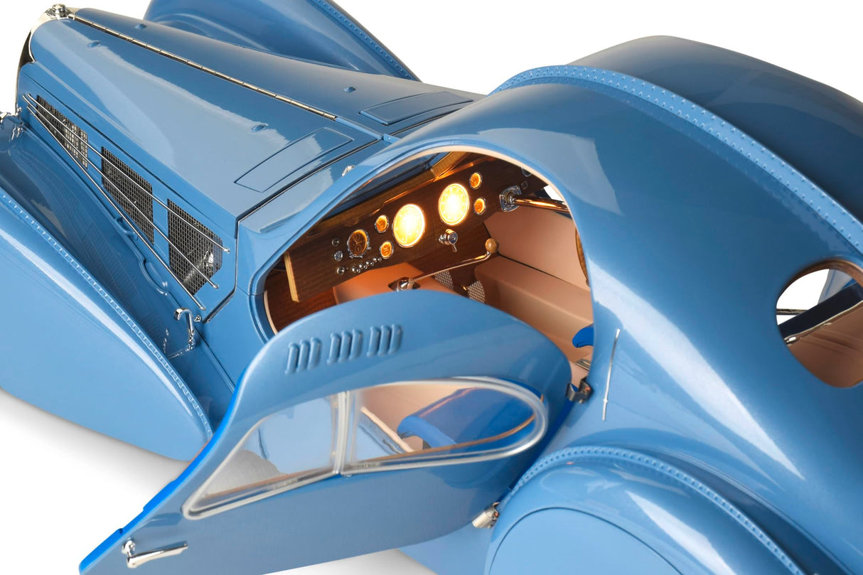 IXO Collections 1:8 IXO Bugatti 57 SC – Construcción de Modelos, construcción de pie, Kit de construcción, maqueta, función de luz, Kit de construcción