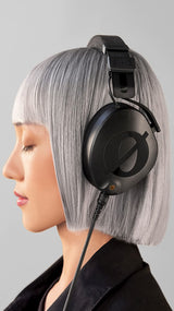 RØDE NTH-100 Auriculares over-ear profesionales RØDE NTH-100 para creación de contenido, producción musical, mezcla y edición de audio, podcasting, grabación en exteriores (negros)