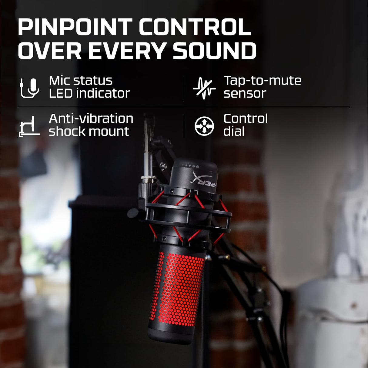 HyperX QuadCast - Micrófono de condensador USB, soporte de choque antivibración, cuatro patrones polares, filtro pop, control de ganancia, para PC, PS4, PS5 y Mac, Negro y Rojo