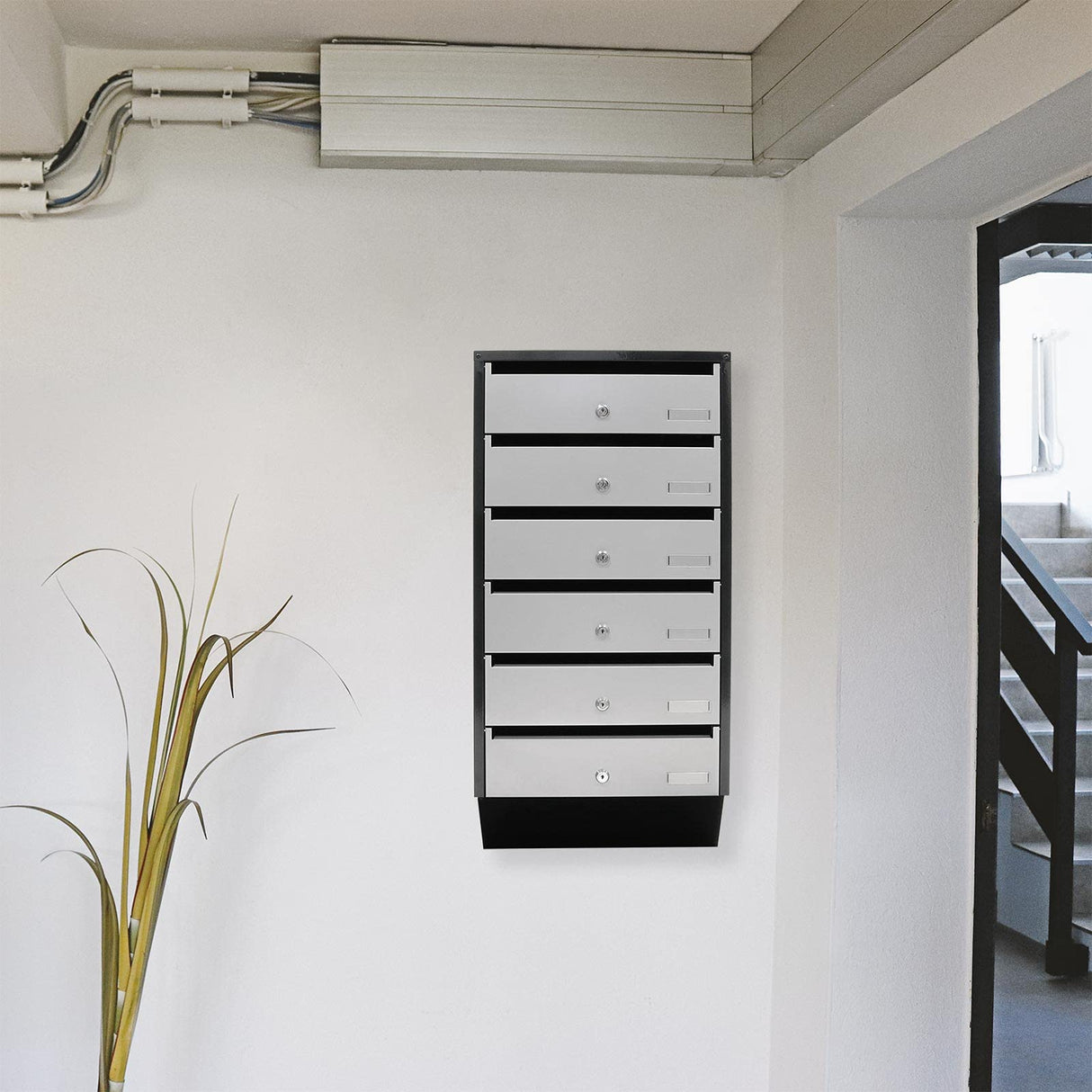 Buzón Depot 6 de Rottner, de 6 módulos, Color Plata / Negro, Ideal para comunidades o para exterior (en una zona protegida), acero, Cerradura de cilindro, Tarjetero para cada módulo
