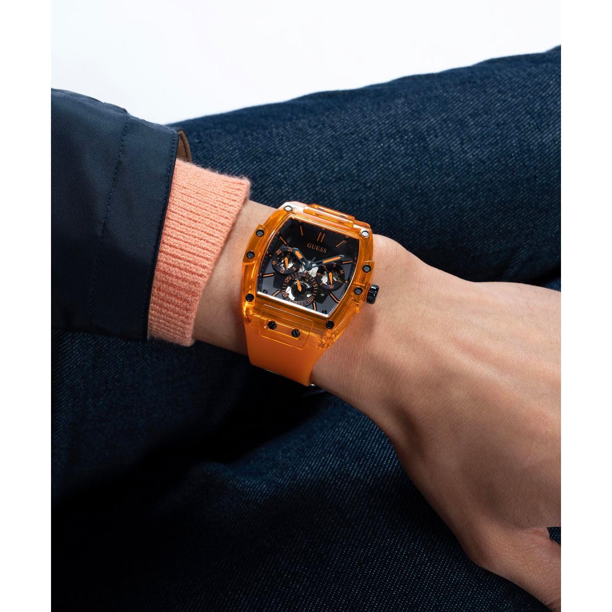 GUESS Trend Casual Tonneau Diamond - Reloj para Hombre, 43 mm, Esfera Negra, Caja y Pulsera de Acero Inoxidable, Naranja, Deportivo/Casual