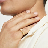 UNO de 50 | Anillo |en Aleación de Metales | Talla 12 | Bañado en Oro de 18k | Joya Artesanal | Hecho en España