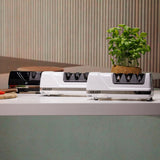 GRAEF Afilador de cuchillos de diamante CX110 con ángulo de afilado de 15°, afilador eléctrico con guía de cuchillas de elastómero, tecnología Dizor XV, discos de diamante para cuchillas asiáticas