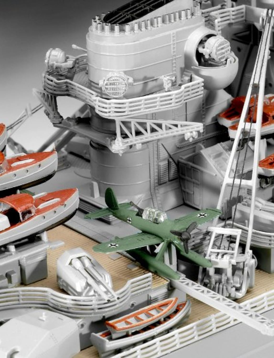 Revell 05040 - Maqueta del Acorazado Bismarck