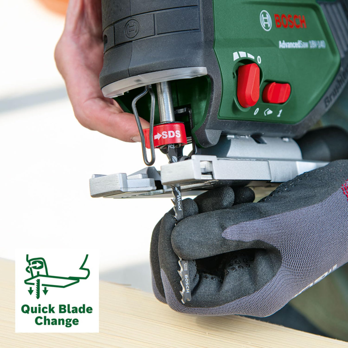 Bosch sierra de calar con batería AdvancedSaw 18V-140 motor Brushless; profundidad de corte en madera/acero/alu:140 mm/10 mm/20 mm; 3 hojas; 18V; con batería y cargador de 2,0 Ah