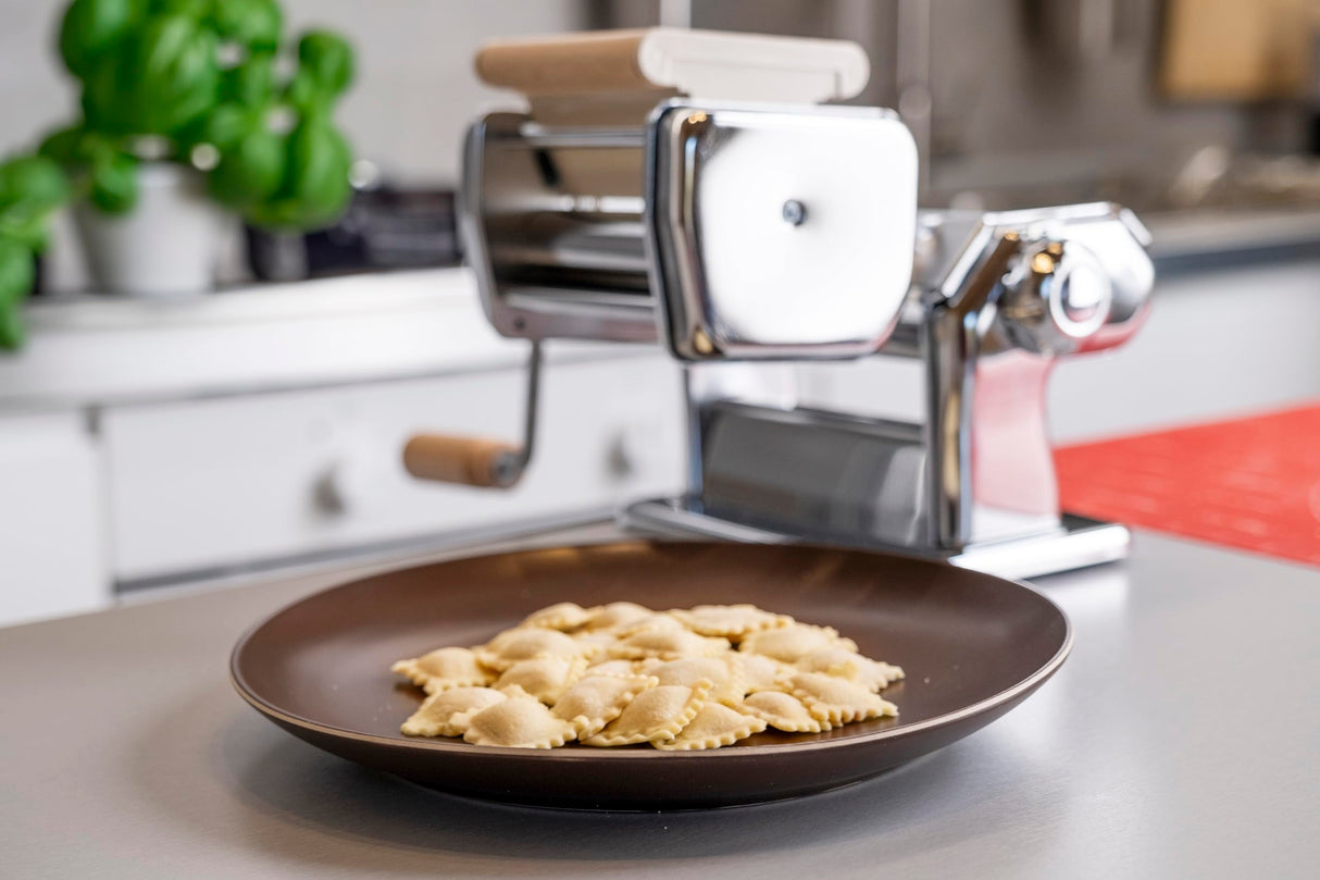 Imperia Raviolimaker Línea Clásica. Accesorio para raviolis made in Italy. Accesorio para máquina de pasta en acero. Accesorio de raviolis compatible con las máquinas de pasta Imperia. (Raviolimaker3)