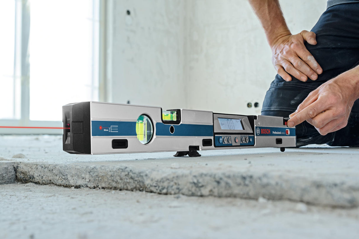 Bosch Professional Inclinómetro digital GIM 60 L (precisión láser, margen de medición: 0-360º, longitud: 60 cm)
