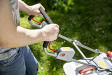 IKRA cortacésped Mulching ICM 2033 con 2X batería y Cargador, Ahorro de Espacio, Superficies de césped de hasta 150m²