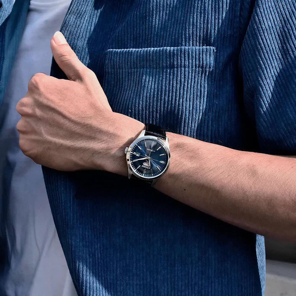 CITIZEN Reloj Analógico para Hombres de Japonés automático con Correa en Cuero NH8390-20LE