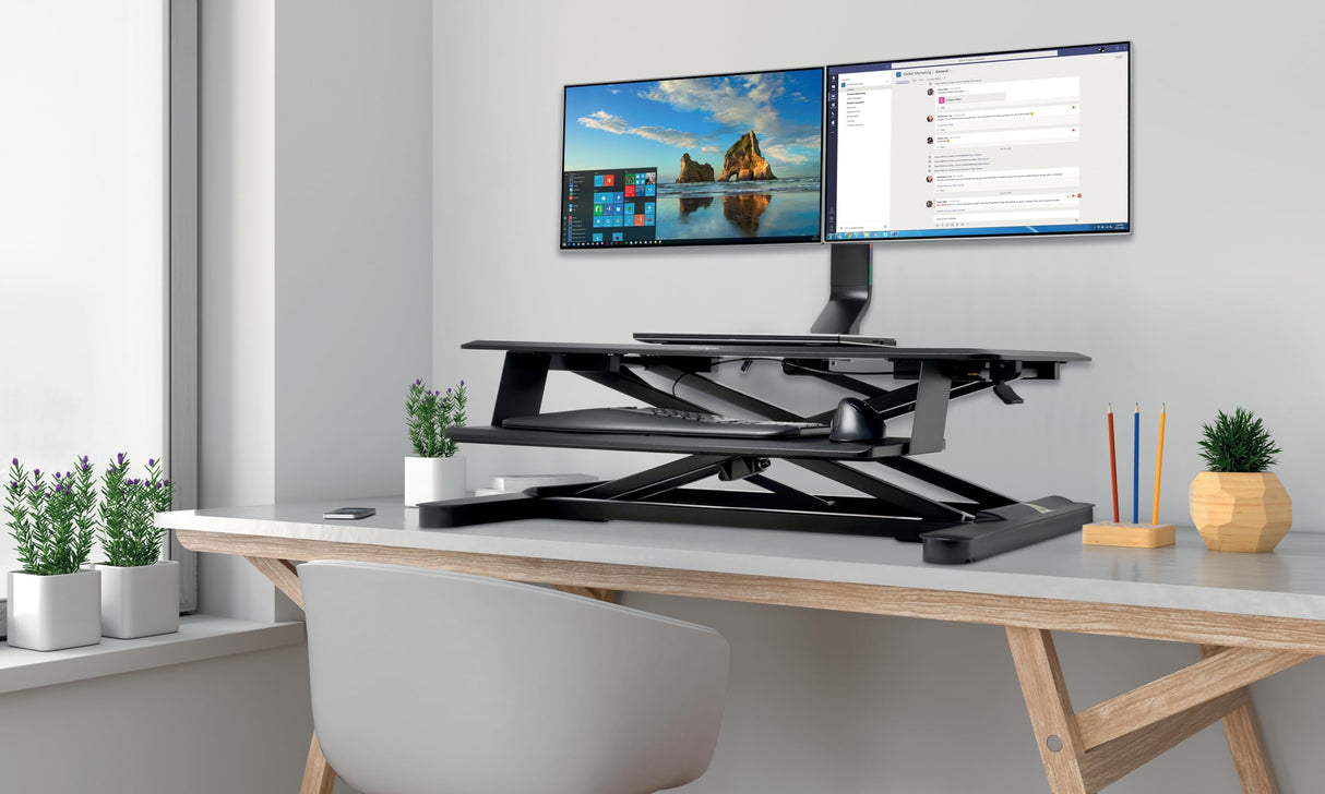 Kensington Brazo SmartFit para un Monitor con Placa VESA - Brazo de Ahorro de Espacio para Dos Monitores Pequeño con Configuración de Altura Ajustable, Negro (K55513WW)