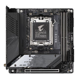 Gigabyte Placa Base B650I AORUS Ultra, Compatible con CPU AMD AM5, VRM Digital 8+2+1, DDR5 de hasta 6400 MHz (OC), 1 PCIe 5.0 + 2 PCIe 4.0 M.2, Wi-Fi 6E, LAN de 2.5 GbE, USB 3.2 Gen 2
