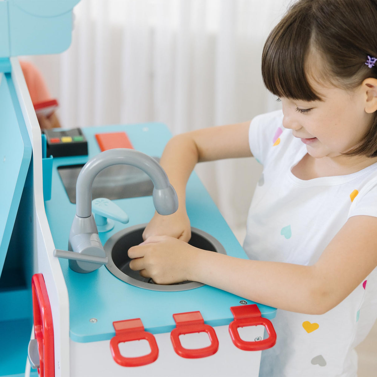 Melissa & Doug Consultorio médico Juega a ser el Doctor o el Paciente, Juego imaginativo, Juguete Creativo Montessori de Madera con Accesorios, Regalo para niños y niñas de 3 4 5 6 7 años