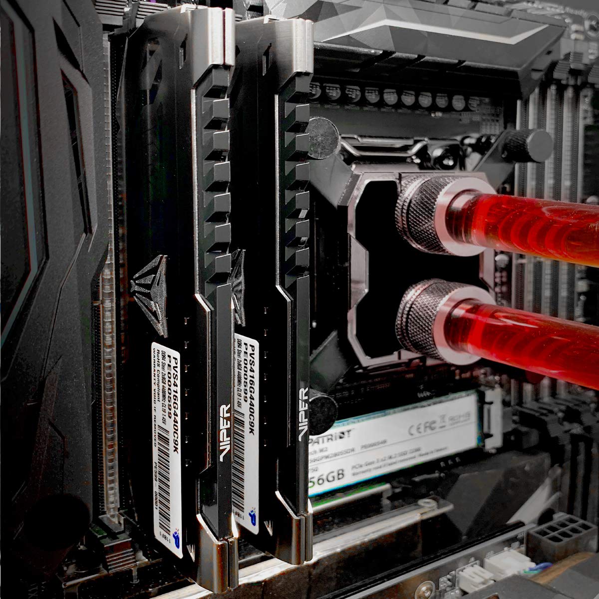 Patriot Memory Viper Steel DDR4 3200 64GB (2x32GB) CL16 Kit de Memoria RAM Alto Rendimiento Gris